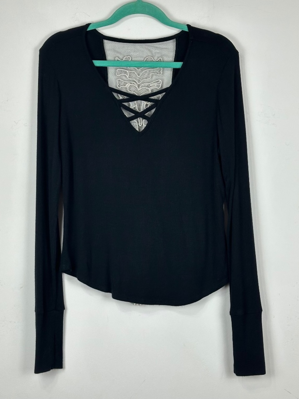 Midnight Hour Womens Black V-Neck Mesh Embroidered Top L Whimsy Goth Spine